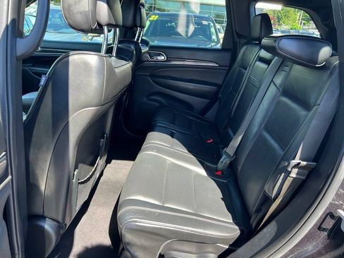 Used 2016 Jeep Grand Cherokee Overland AWD/4WD image 15