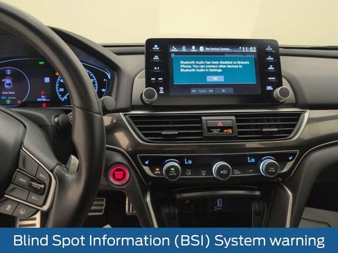 Used 2018 Honda Accord Sport image 18