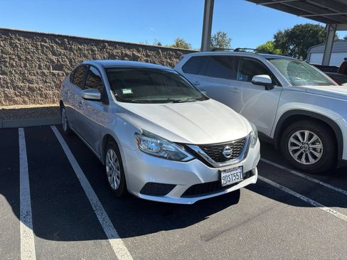 Used 2019 Nissan Sentra S FWD image 2