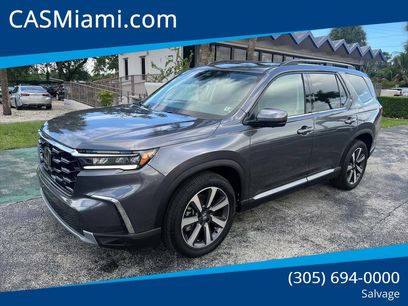 Used 2025 Honda Pilot Elite