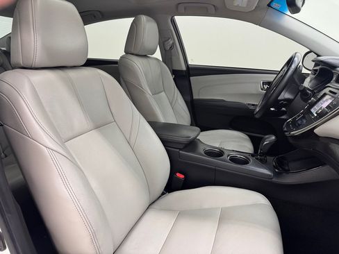 Used 2016 Toyota Avalon XLE Premium FWD image 15