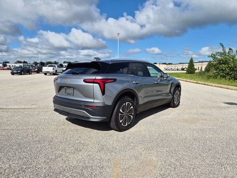 Used 2024 Chevrolet Blazer EV LT AWD/4WD image 6