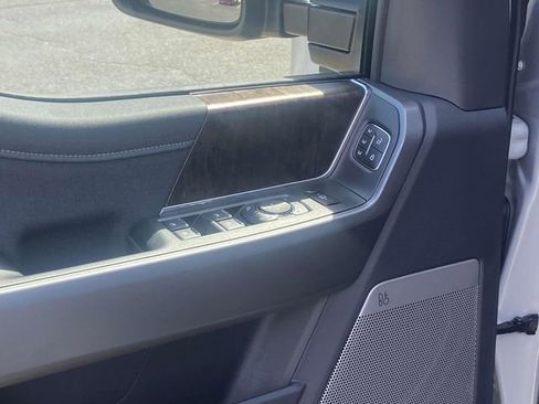 New 2026 Ford F250 Lariat w/ Black Appearance Package image 13