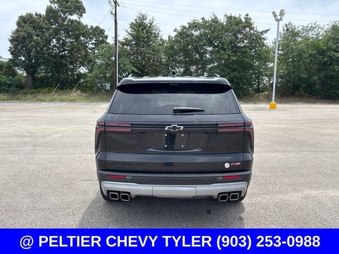 Used 2024 Chevrolet Traverse Z71 w/ Enhanced Driving Package AWD/4WD image 6