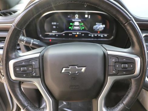 Used 2022 Chevrolet Tahoe Z71 w/ Luxury Package AWD/4WD image 25