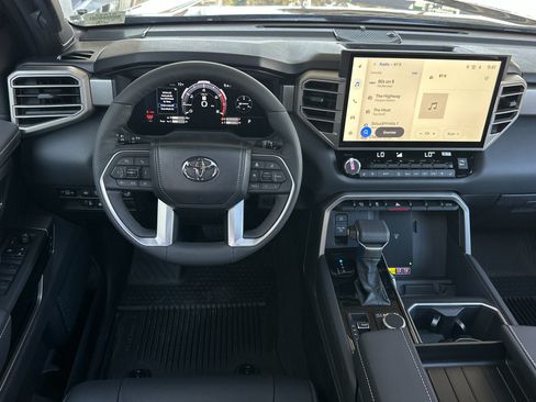New 2026 Toyota Tundra Limited AWD/4WD image 15