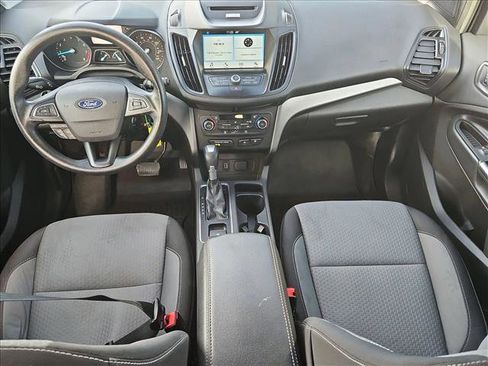 Used 2017 Ford Escape SE w/ Equipment Group 201A image 17