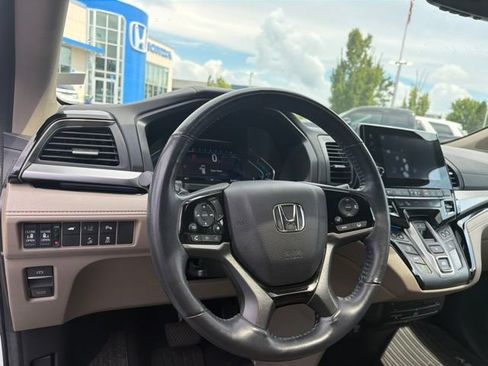 Used 2020 Honda Odyssey Elite image 17