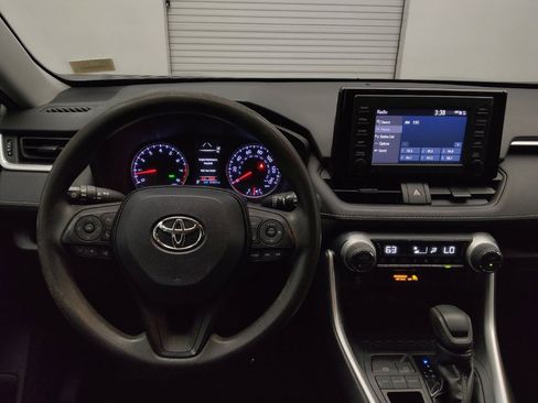 Used 2019 Toyota RAV4 XLE FWD image 22