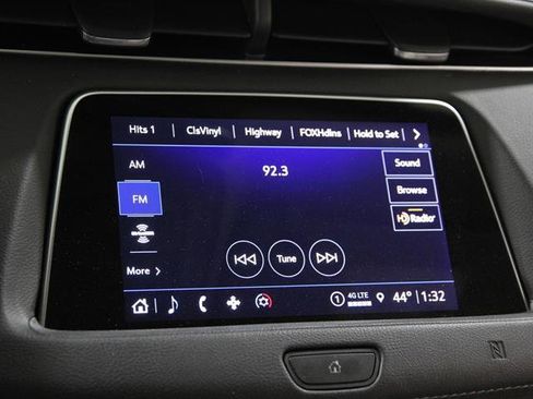 Used 2021 Cadillac XT4 Premium Luxury w/ Cold Weather Package image 10