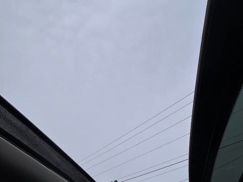 Used 2016 Jeep Cherokee Trailhawk w/ Leather Interior Group image 25