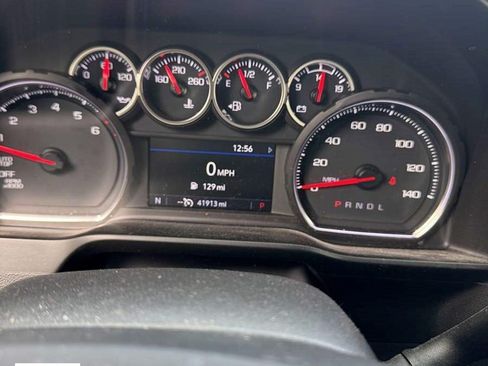 Used 2021 Chevrolet Silverado 1500 LT w/ Bed Protection Package image 9