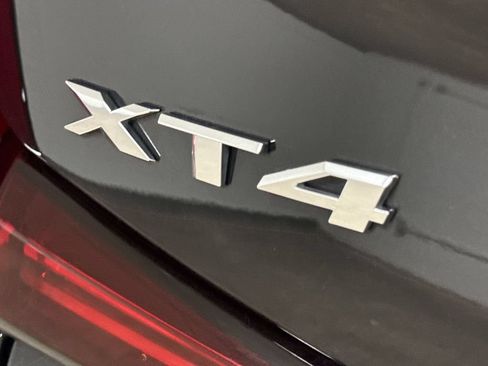 Used 2024 Cadillac XT4 Premium Luxury FWD image 26