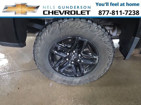 Used 2024 Chevrolet Silverado 1500 LT Trail Boss w/ LT Trail Boss Premium Package image 8