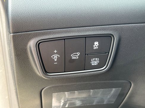 New 2024 Hyundai Tucson Limited image 23