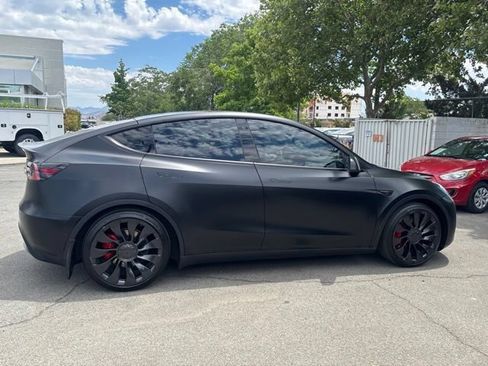 Used 2022 Tesla Model Y Performance AWD/4WD image 7