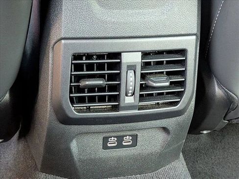 Certified 2025 BMW 228i xDrive AWD/4WD image 17