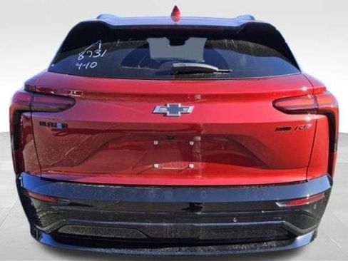 Certified 2025 Chevrolet Blazer EV RS AWD/4WD image 2
