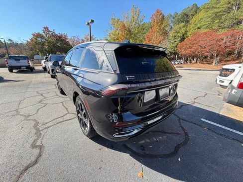 New 2026 Lincoln Nautilus Reserve image 5