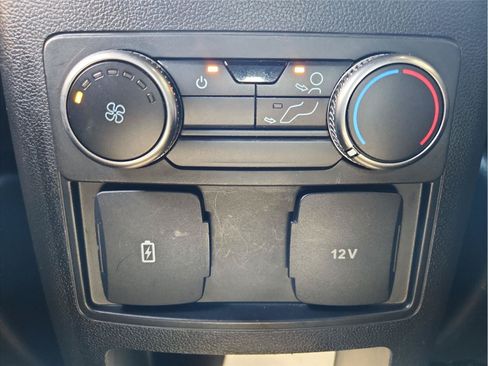 Used 2020 Ford Explorer XLT RWD image 20