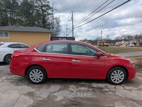 Used 2017 Nissan Sentra SV image 4