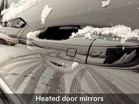 Used 2023 Kia Niro EX image 17