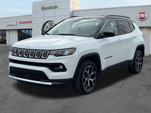 Used 2025 Jeep Compass Limited image 3