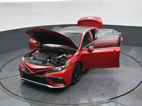 Used 2021 Toyota Camry XSE image 48