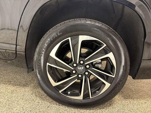 Used 2025 Buick Enclave Sport Touring image 35