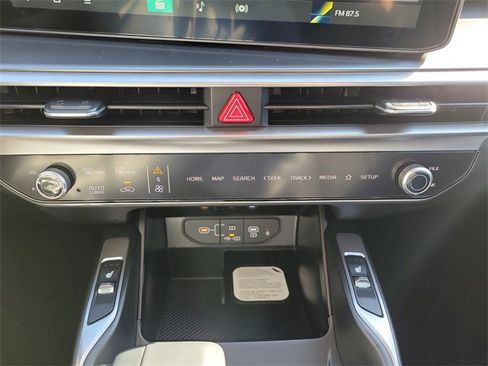 New 2026 Kia Sorento S image 32