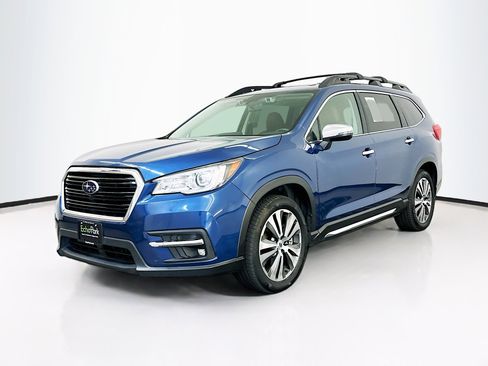 Used 2019 Subaru Ascent Touring image 3