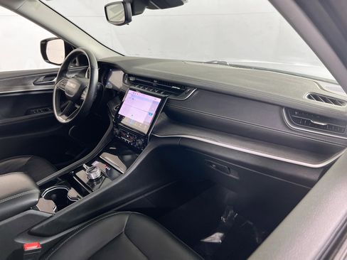 Used 2021 Jeep Grand Cherokee L Limited image 30