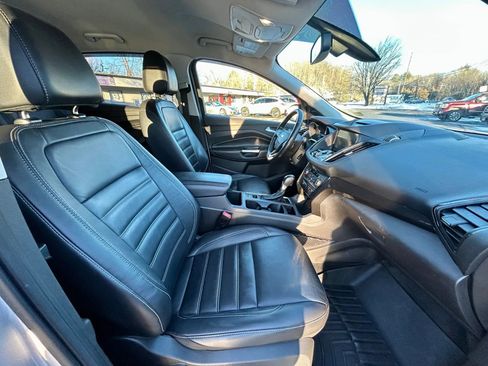 Used 2017 Ford Escape Titanium image 17