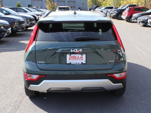 New 2025 Kia Niro EX w/ EX Cold Weather Package image 7