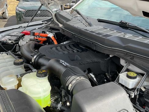 Used 2022 Ford F150 XLT w/ Equipment Group 302A High image 55