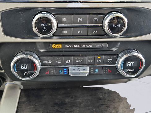 Certified 2022 Ford F250 Lariat w/ Tremor Off-Road Package AWD/4WD image 18