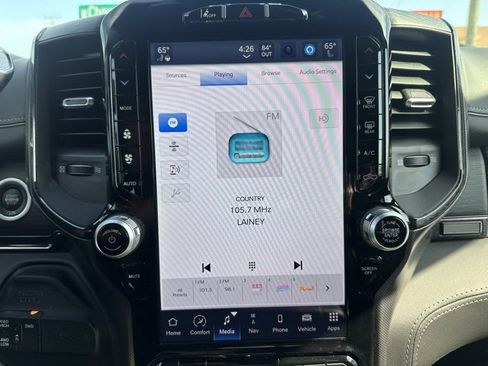 Used 2024 RAM 2500 Limited image 20