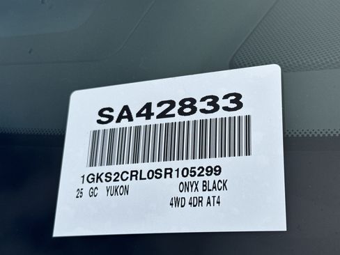 Used 2025 GMC Yukon AT4 w/ AT4 Premium Package image 41