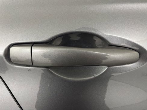 Used 2024 Nissan Kicks SV image 47