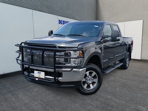 Used 2019 Ford F250 XL w/ STX Appearance Package image 1