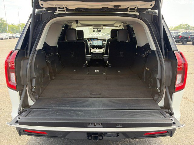 Used 2025 Ford Expedition Active AWD/4WD image 29