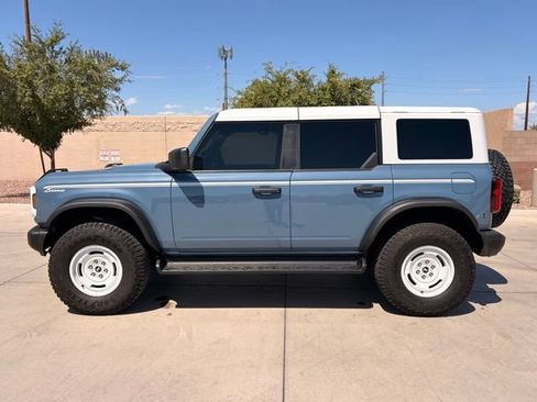 Used 2025 Ford Bronco Heritage Edition AWD/4WD image 9