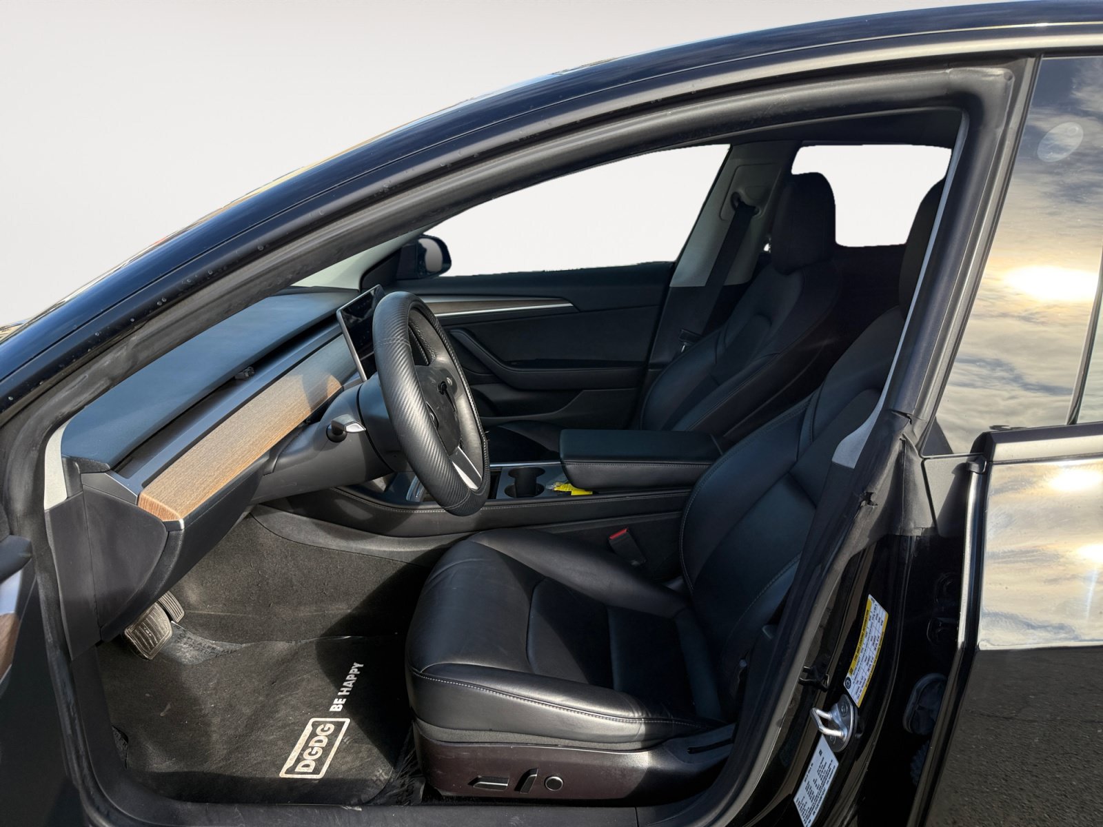 Used 2022 Tesla Model 3 RWD image 10