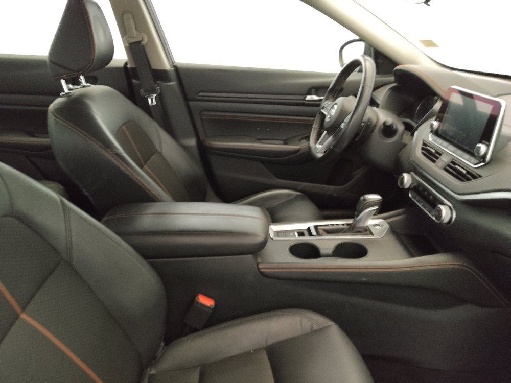 Used 2019 Nissan Altima 2.5 SR w/ SR Premium Package AWD/4WD image 21