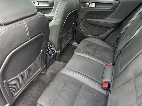 Certified 2023 Volvo XC40 Recharge Plus AWD/4WD image 11