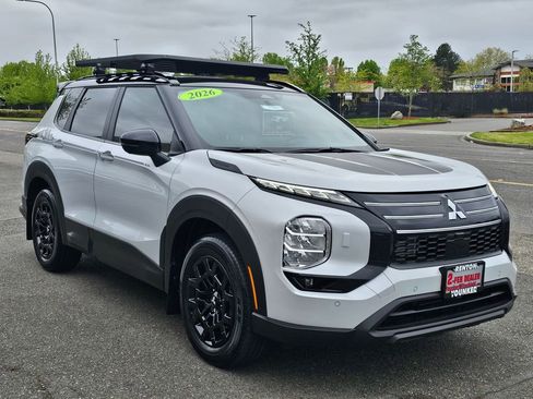 New 2026 Mitsubishi Outlander AWD image 3