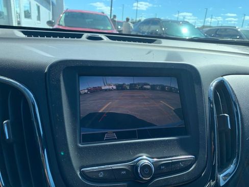 Used 2024 Chevrolet Equinox RS w/ LPO, Floor Liner Package AWD/4WD image 17