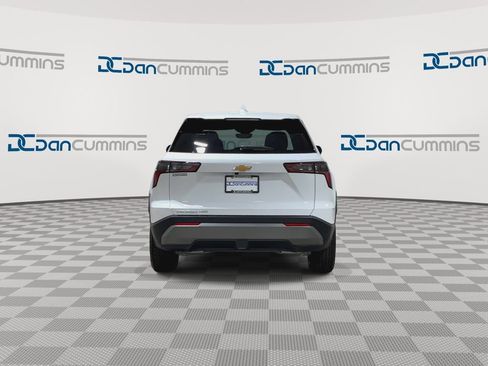 New 2026 Chevrolet Equinox LT w/ Safety and Technology Package AWD/4WD image 7