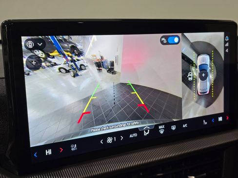 New 2026 Ford Explorer Tremor w/ Tremor Ultimate Package AWD/4WD image 32