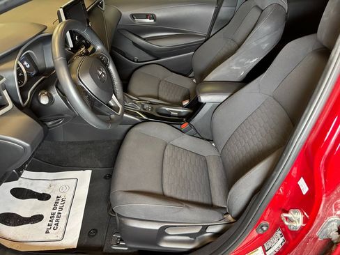 Used 2022 Toyota Corolla SE image 19